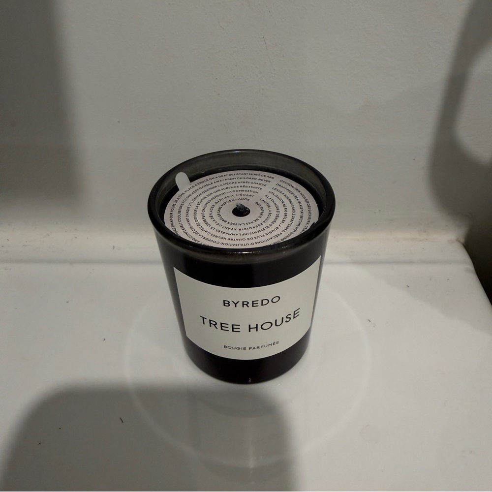Byredo Tree House Candle - Black and White